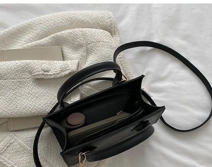 IO Shoulder Bag IO Retail