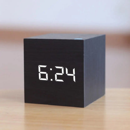 Minimalist Digital LED Alarm Clock - IO Retail